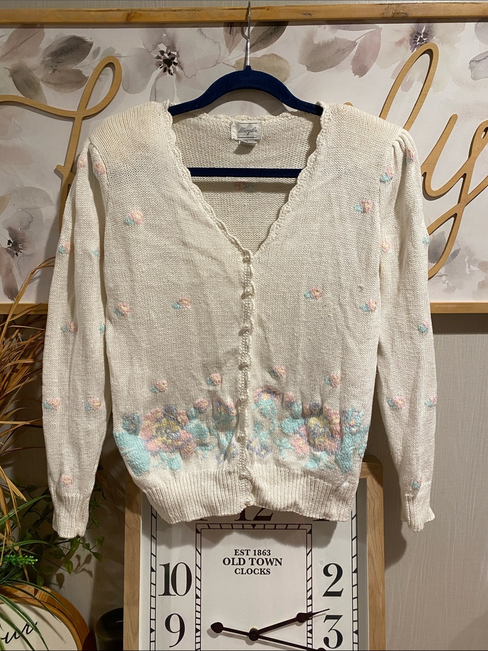 Vintage Floral Embroidered V-Neck Cardigan Sweater